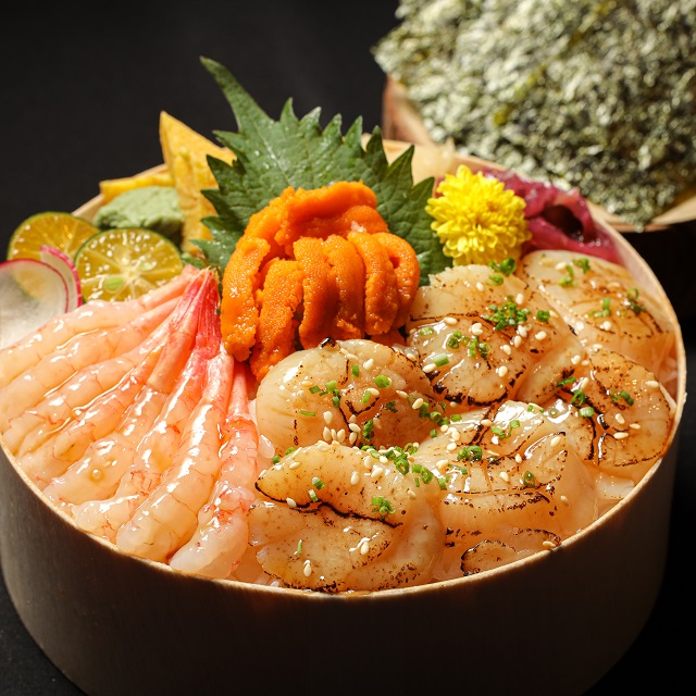 御膳時令海鮮丼 Seasonal Seafood Chirashi