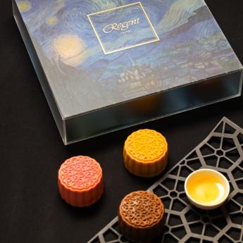 《星月》拔絲麻糬雙拼桃山月餅禮盒(每盒八入) Starry Moonlight / Formosa Maltose Mooncake Gift Set  (8 pieces)