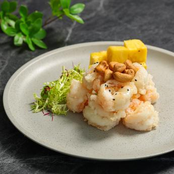 鳳梨鮮蝦球 Fried Shrimp Ball with Pineapple