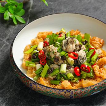 油條鮮蚵仔 Sauteed Baby Oyster with Chinese Donuts
