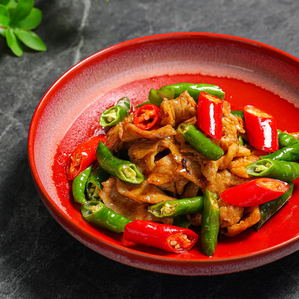 糯米椒松阪 Stir-Fried Pork Neck with Sweet Chili