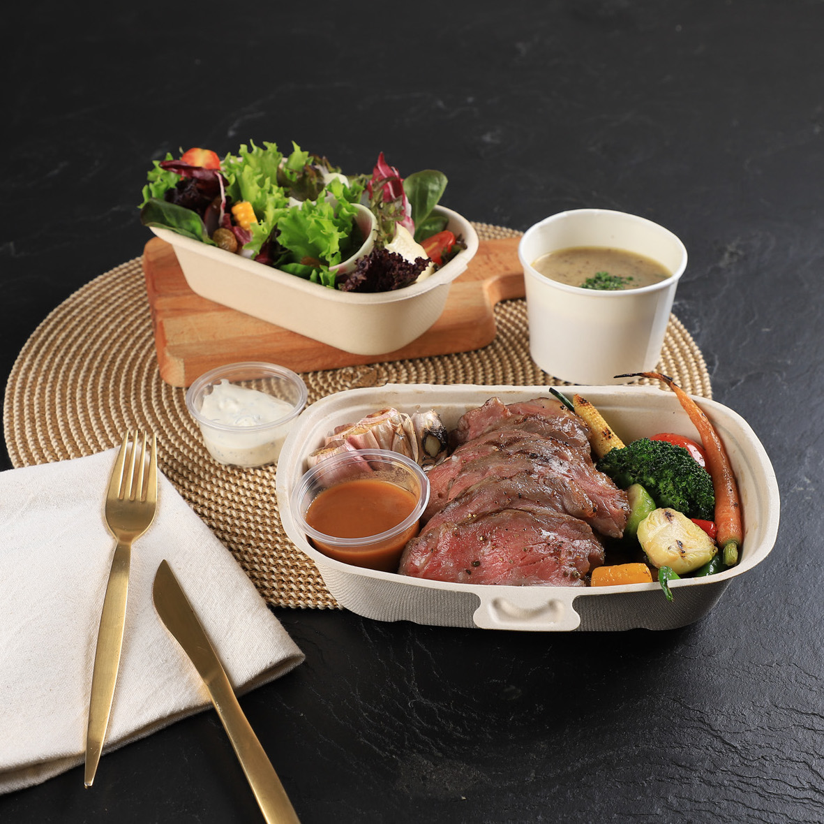 【牛排館】ROBIN'S碳烤美國肋眼餐盒