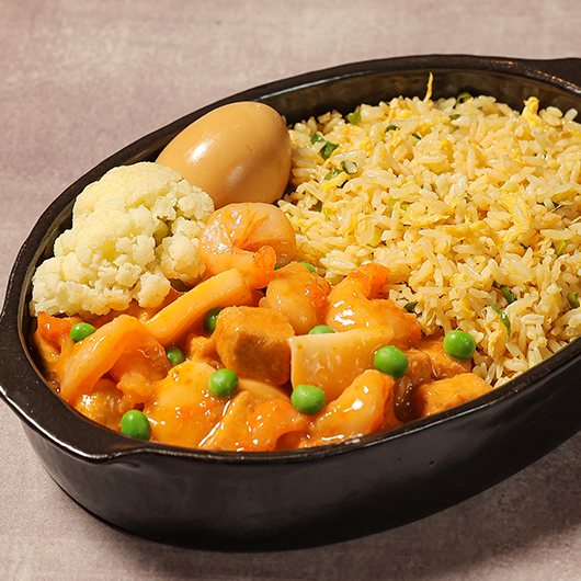 蟹粉海鮮豆腐燴飯 Braised Seafood, Tofu, and Crab Roe with Fried Rice